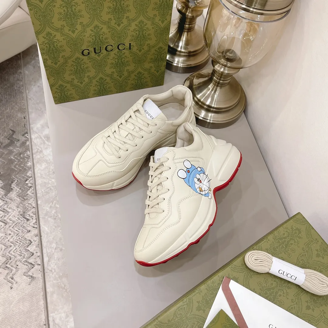 P700👟👟 The top version of GUCCI dad shoes, the latest upgraded version❗❗ The fabric is 100% consistent with the store. The whole series uses four leather styles. Each pattern, color and fabric are one-to-one consistent with the store. Women's size 35 36 37 38 39 40 Men's size 39 40 41 42 43 44 (women's size 34, men's size 45 can be customized)